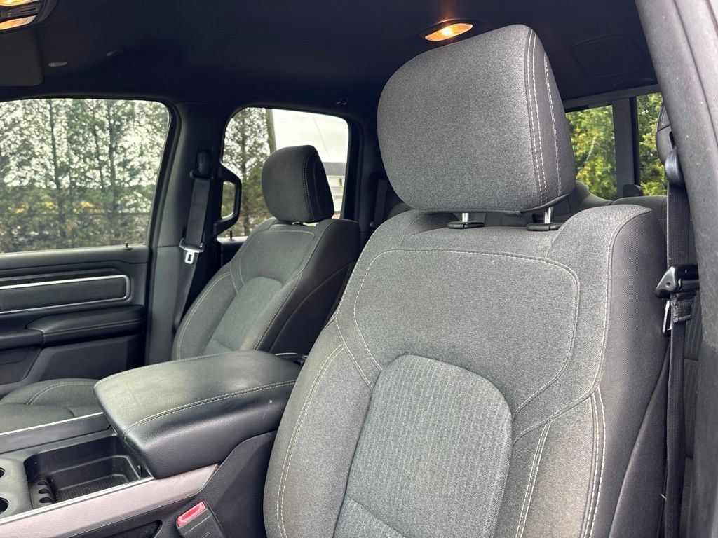 Used 2019 RAM 1500 Big Horn AWD/4WD image 10