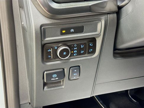 Used 2025 Ford F150 Raptor AWD/4WD image 10