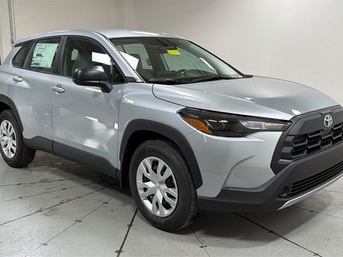 New 2026 Toyota Corolla Cross L image 3