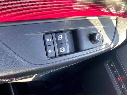 Used 2024 Dodge Charger Daytona Scat Pack w/ Plus Group AWD/4WD image 30