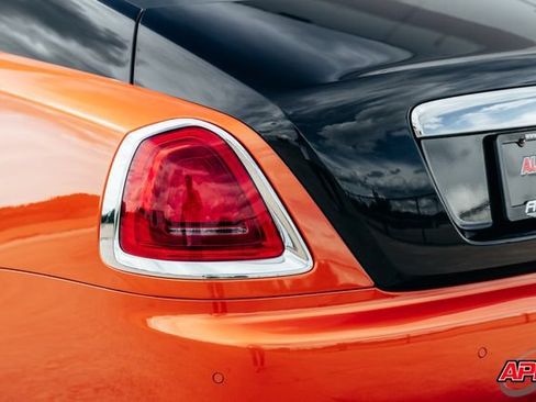 Used 2015 Rolls-Royce Wraith RWD image 52