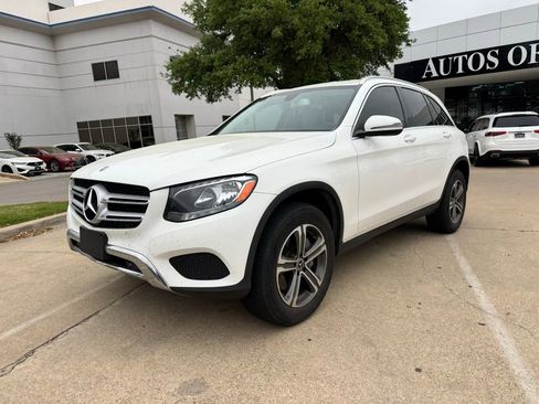 Used 2018 Mercedes-Benz GLC 300 image 2