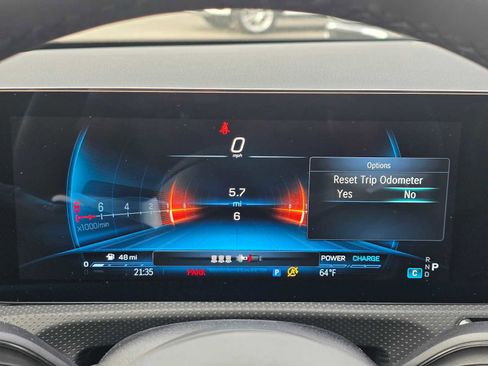 New 2025 Mercedes-Benz CLA 35 AMG 4MATIC image 23