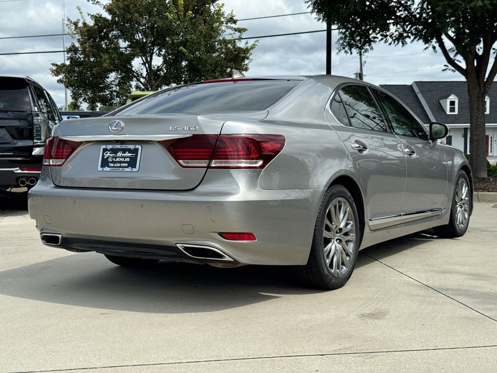 Used 2017 Lexus LS 460 w/ Comfort Package RWD image 8