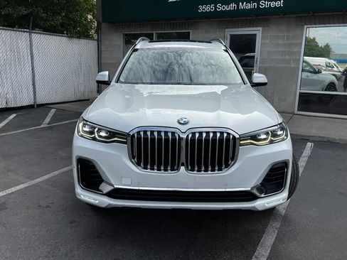 Used 2020 BMW X7 xDrive40i w/ Luxury Seating Package AWD/4WD image 2