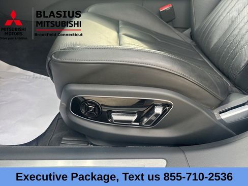 Used 2023 Audi A8 L 3.0T w/ Comfort Plus Package AWD/4WD image 23