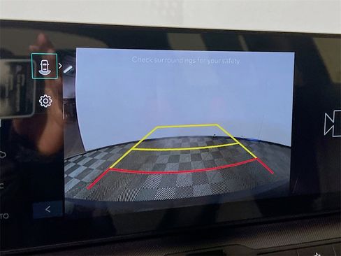 Used 2025 Kia K4 EX image 13