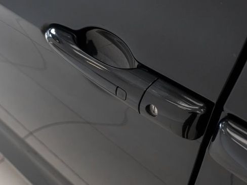 Used 2020 Chrysler Pacifica Touring w/ S Appearance Package FWD image 8
