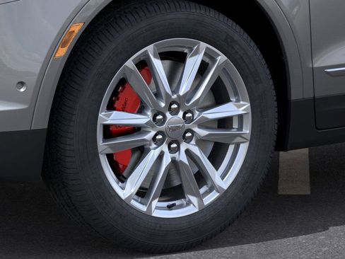 New 2026 Cadillac XT5 Sportv w/ LPO, Floor Liner Package image 9