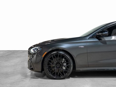 Used 2022 Mercedes-Benz E 53 AMG 4MATIC Sedan w/ Driver Assistance Package image 17