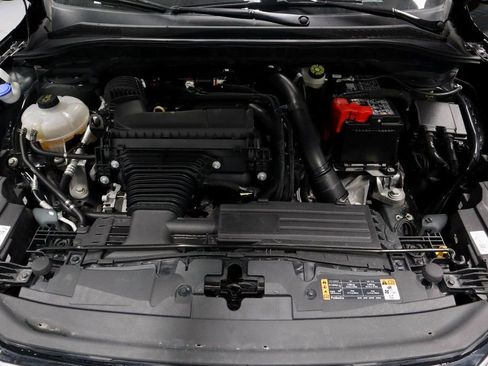 Used 2025 Ford Escape Platinum image 18