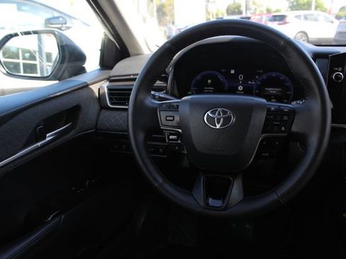 Certified 2025 Toyota Camry XLE FWD image 41