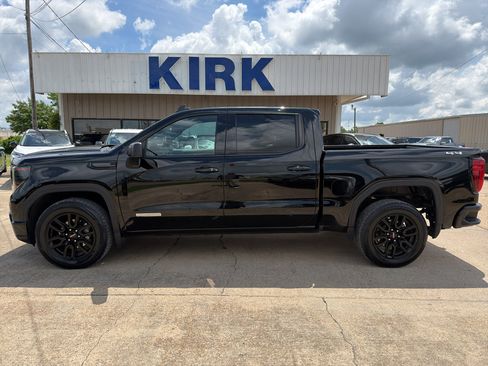 Used 2023 GMC Sierra 1500 Elevation AWD/4WD image 2
