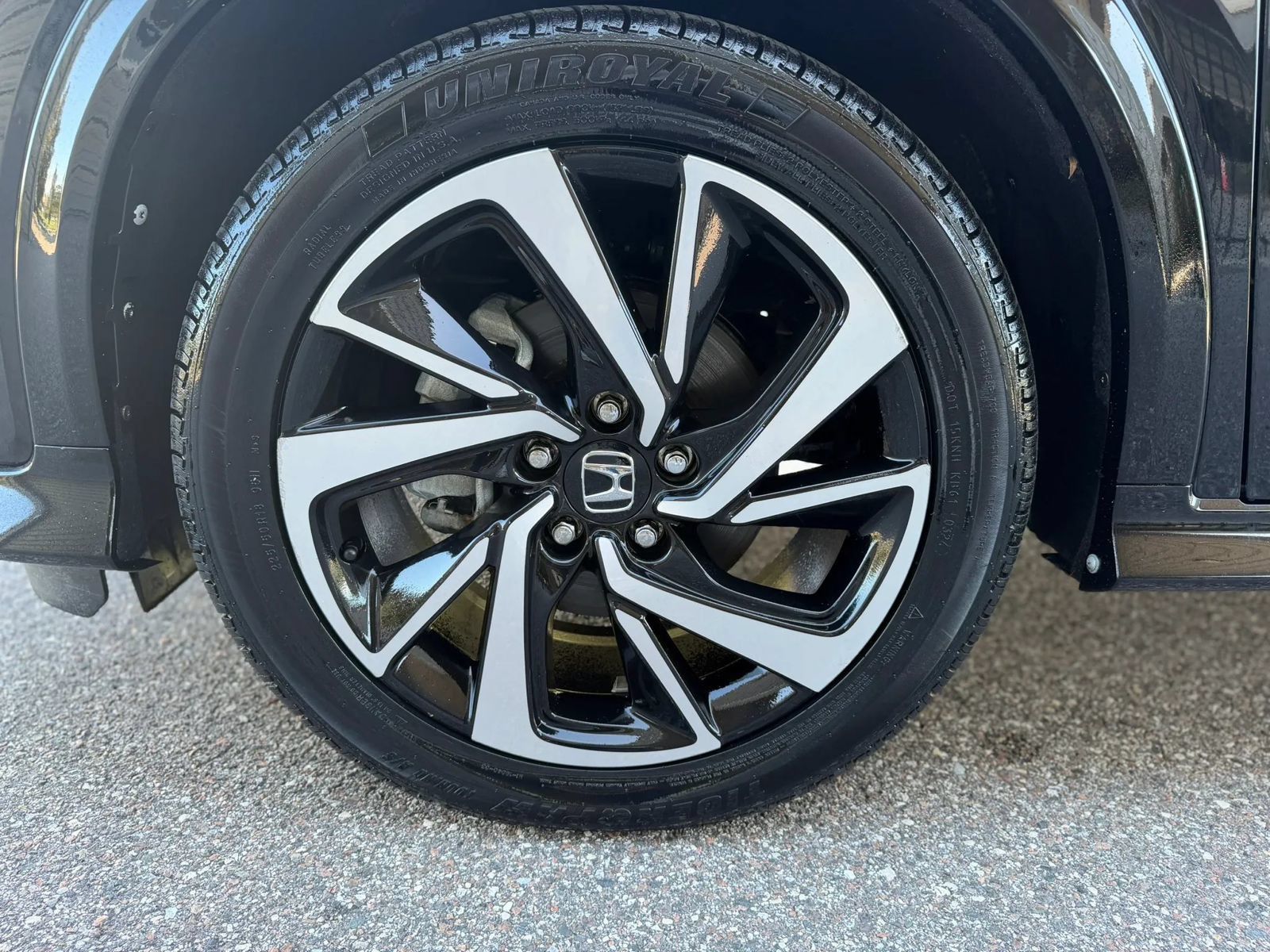Used 2019 Honda HR-V Sport image 25