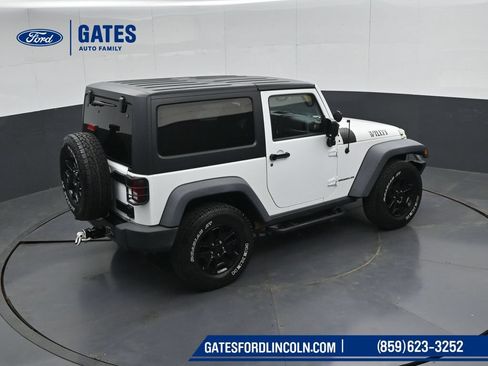 Used 2015 Jeep Wrangler Sport AWD/4WD image 36