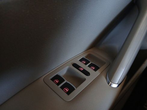 Used 2016 Volkswagen Passat 1.8T S w/ Lighting Package (P06) image 18