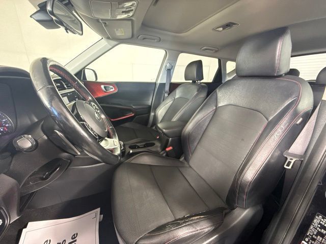 Used 2020 Kia Soul GT-Line Turbo FWD image 17