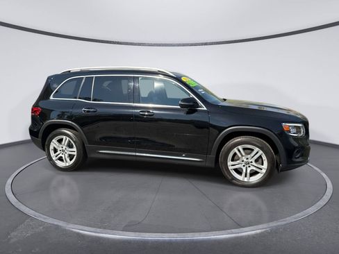 Used 2020 Mercedes-Benz GLB 250 4MATIC image 5