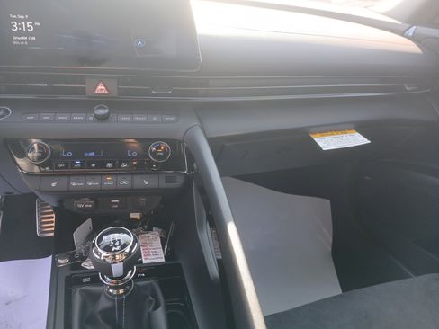 New 2025 Hyundai Elantra N image 24