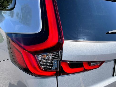 Used 2026 Honda CR-V Sport Touring image 28