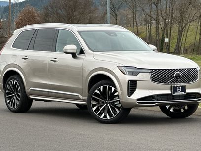 New 2026 Volvo XC90 T8 Plus w/ Protection Package Premier