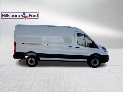 New 2026 Ford Transit 250 148 Medium Roof w/ Load Area Protection Package image 5