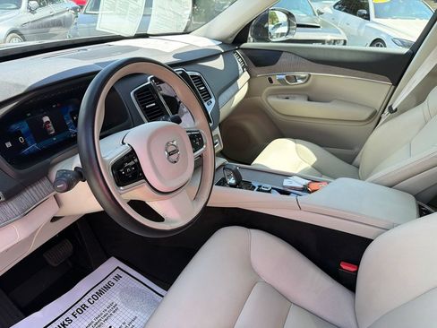 Used 2023 Volvo XC90 B6 Plus w/ Protection Package Premier AWD/4WD image 9
