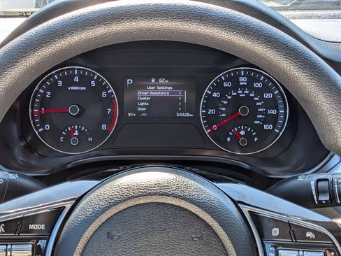 Used 2023 Kia Forte LXS w/ LXS Technology Package FWD image 20