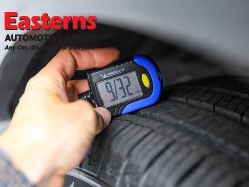 Used 2022 Lexus RX 450h AWD w/ Premium Package image 27