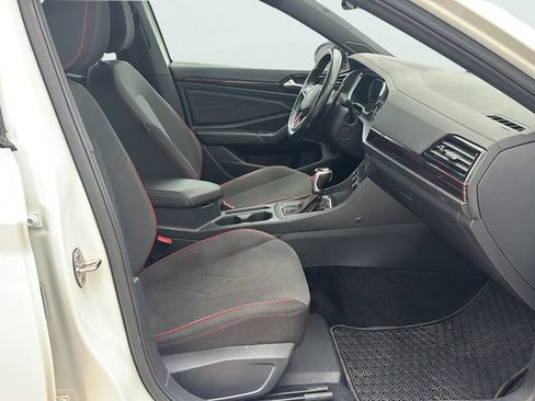 Used 2024 Volkswagen Jetta GLI 40th Anniversary Edition FWD image 11