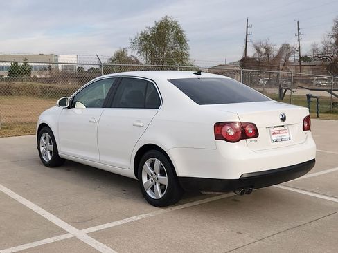Used 2009 Volkswagen Jetta SE image 7
