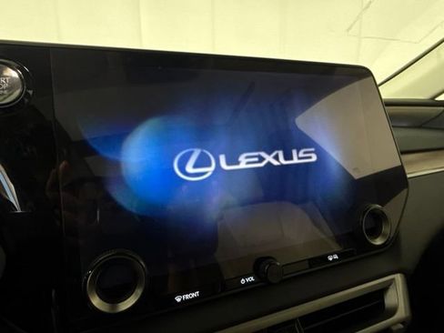 Used 2024 Lexus RX 350 FWD w/ Convenience Package image 24
