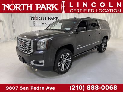 Used 2019 GMC Yukon XL Denali w/ Denali Ultimate Package