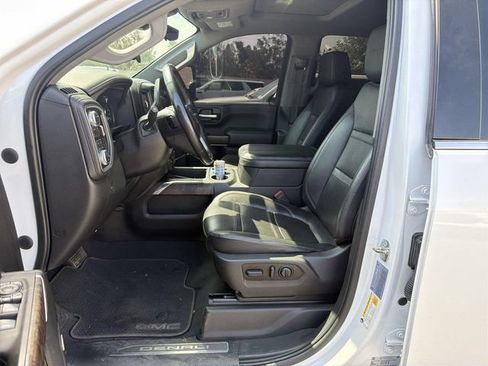 Used 2023 GMC Sierra 3500 Denali w/ Denali Ultimate Package AWD/4WD image 7
