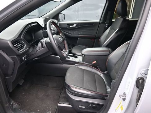Used 2025 Ford Escape ST-Line image 20