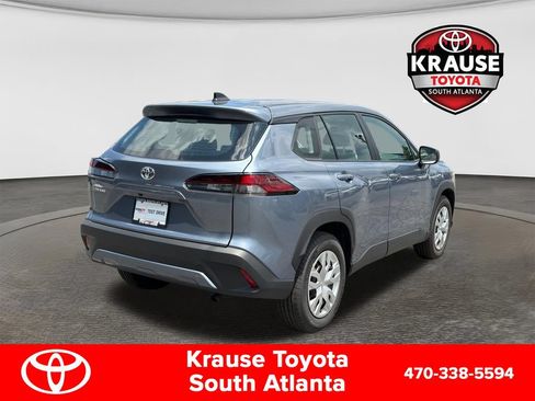 Used 2026 Toyota Corolla Cross L FWD image 8