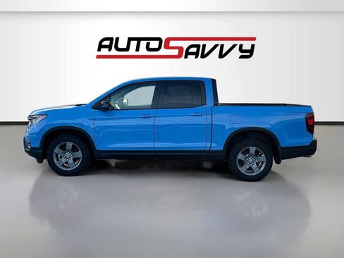 Used 2025 Honda Ridgeline TrailSport image 4