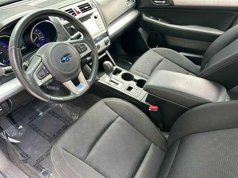 Used 2015 Subaru Legacy 2.5i Premium AWD/4WD image 10