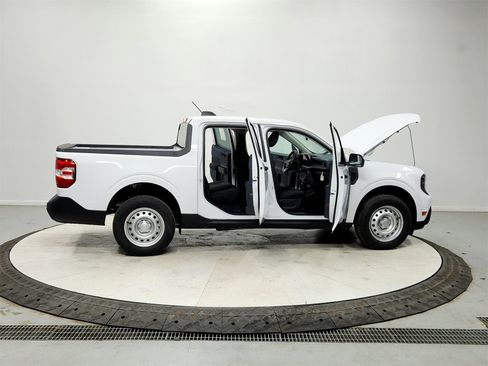 New 2026 Ford Maverick XL image 16