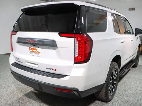 Used 2021 GMC Yukon AT4 w/ Technology Package image 7