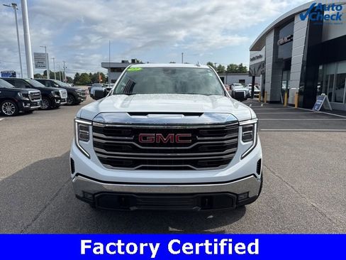 Certified 2022 GMC Sierra 1500 SLT w/ SLT Premium Package image 2