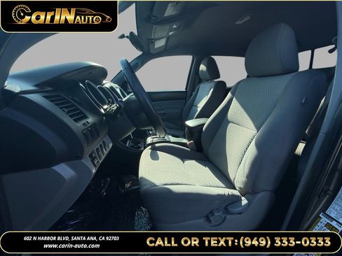 Used 2012 Toyota Tacoma PreRunner w/ Convenience Pkg RWD image 11