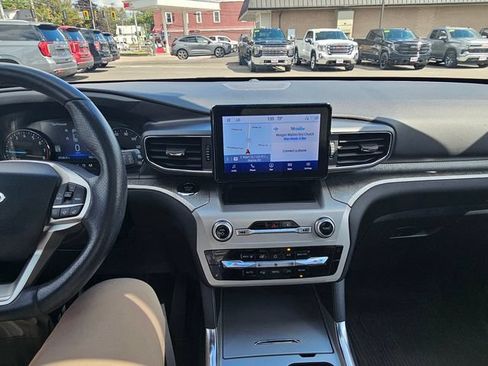 Used 2023 Ford Explorer Timberline w/ Timberline Technology Package AWD/4WD image 16