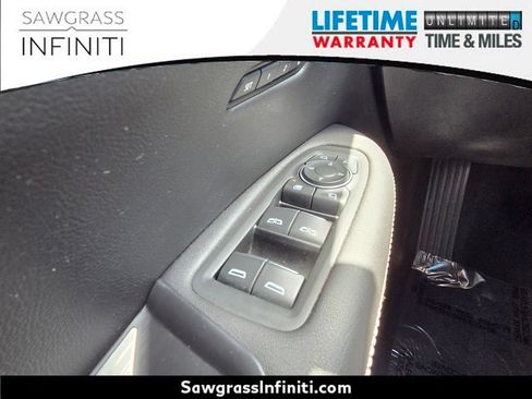 Used 2022 Cadillac XT5 Premium Luxury w/ Technology Package FWD image 38