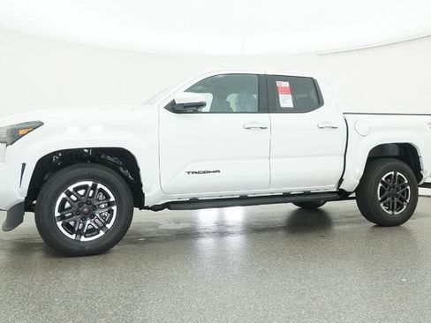 New 2026 Toyota Tacoma TRD Sport RWD image 18