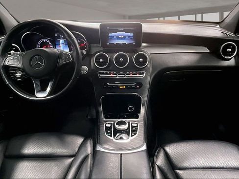 Used 2019 Mercedes-Benz GLC 300 4MATIC image 7