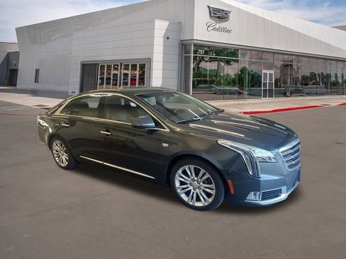 Used 2018 Cadillac XTS Luxury image 1