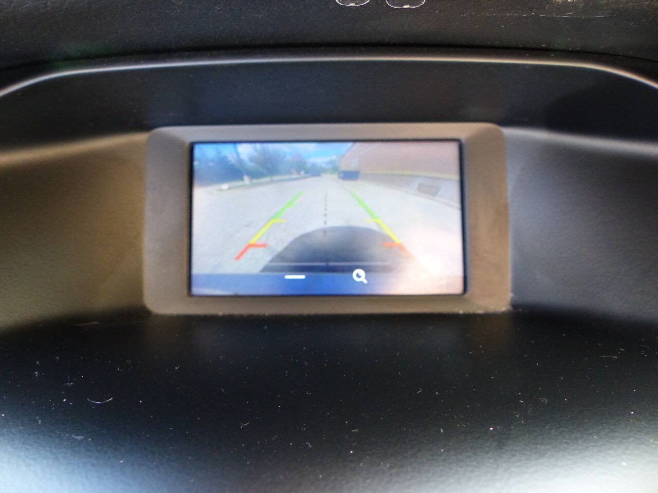 Used 2018 Ford Focus SE w/ Cold Weather Package FWD image 30