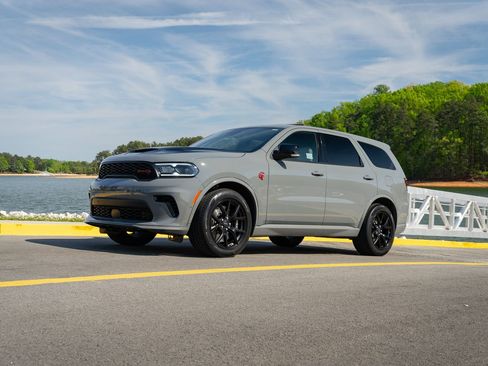 New 2026 Dodge Durango SRT Hellcat w/ Premium Group AWD/4WD image 8