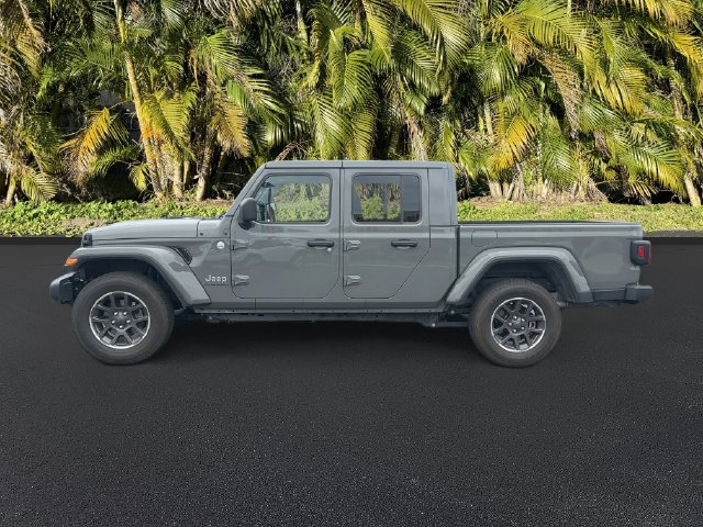 Used 2022 Jeep Gladiator Overland w/ Popular Equipment Package AWD/4WD image 9